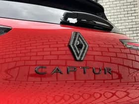 Renault Captur thumbnail 35