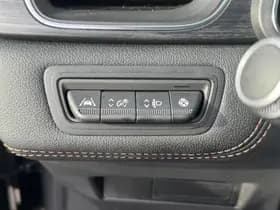 Renault Captur thumbnail 25