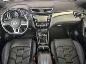 Nissan Qashqai thumbnail 3