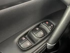 Nissan Qashqai thumbnail 28