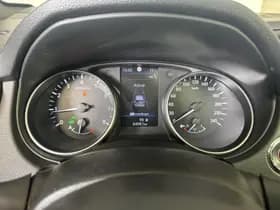 Nissan Qashqai thumbnail 4