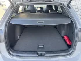 Volkswagen Golf thumbnail 11