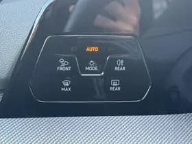Volkswagen Golf thumbnail 33