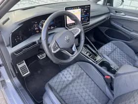 Volkswagen Golf thumbnail 38