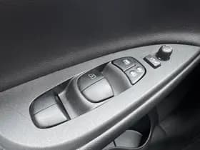 Nissan Pulsar thumbnail 19