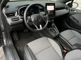 Renault Clio thumbnail 28