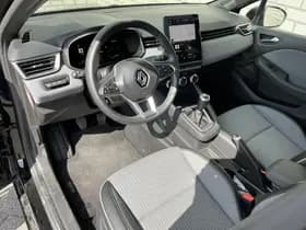 Renault Clio thumbnail 24