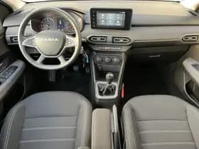 Dacia Sandero thumbnail 3