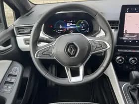 Renault Clio thumbnail 19