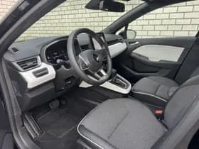 Renault Clio thumbnail 24