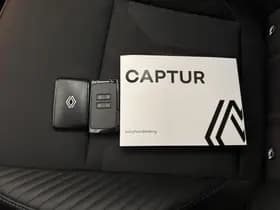 Renault Captur thumbnail 16