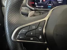 Renault Captur thumbnail 23