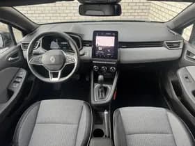 Renault Clio thumbnail 3