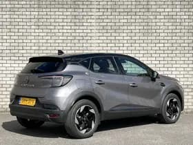 Renault Captur thumbnail 2