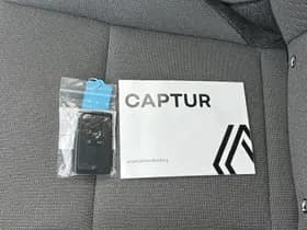 Renault Captur thumbnail 15