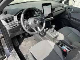 Renault Captur thumbnail 25