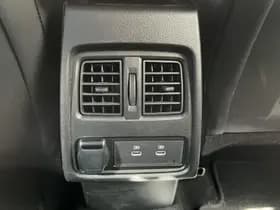Renault Captur thumbnail 34