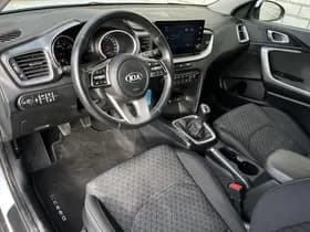 Kia XCeed thumbnail 23