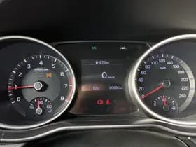 Kia XCeed thumbnail 4