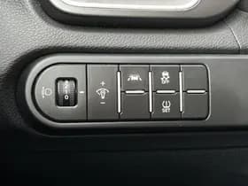 Kia XCeed thumbnail 32