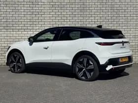 Renault Mégane E-Tech thumbnail 6