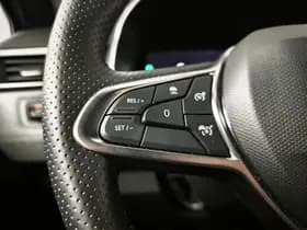 Renault Clio thumbnail 21