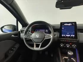 Renault Clio thumbnail 10