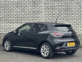 Renault Clio thumbnail 6