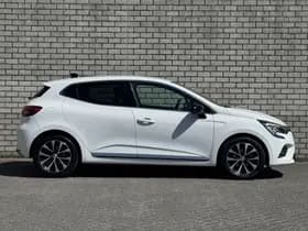 Renault Clio thumbnail 23