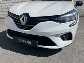 Renault Clio thumbnail 24