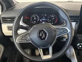 Renault Clio thumbnail 28