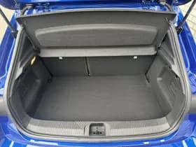 Renault Clio thumbnail 9