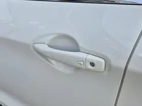 Nissan Qashqai thumbnail 38