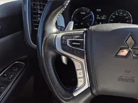 Mitsubishi Outlander thumbnail 20