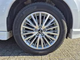 Mitsubishi Outlander thumbnail 25