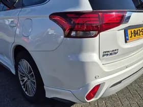 Mitsubishi Outlander thumbnail 28