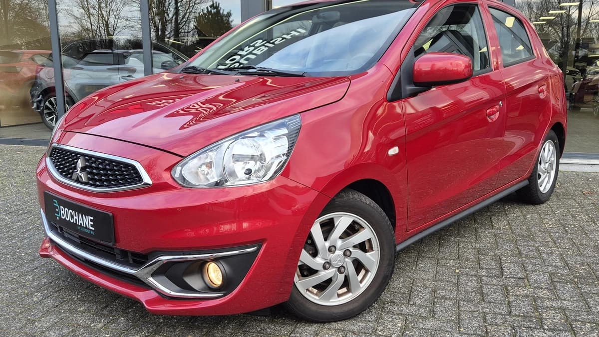 Mitsubishi Space Star — foto 1