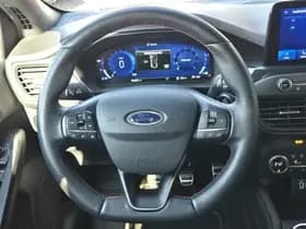 Ford Focus thumbnail 25