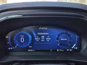 Ford Focus thumbnail 4