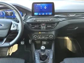 Ford Focus thumbnail 10