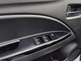 Mitsubishi Space Star thumbnail 18