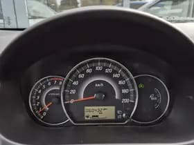 Mitsubishi Space Star thumbnail 3