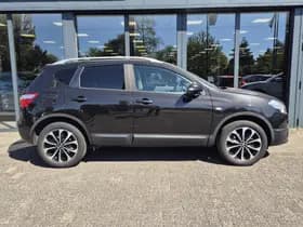 Nissan Qashqai thumbnail 17