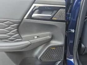 Mitsubishi Outlander thumbnail 39