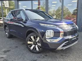 Mitsubishi Outlander thumbnail 5
