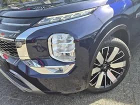 Mitsubishi Outlander thumbnail 41