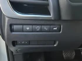 Nissan Qashqai thumbnail 45