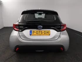 Toyota Yaris thumbnail 18