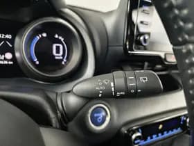 Toyota Yaris thumbnail 24