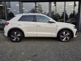 Volkswagen T-Roc thumbnail 16